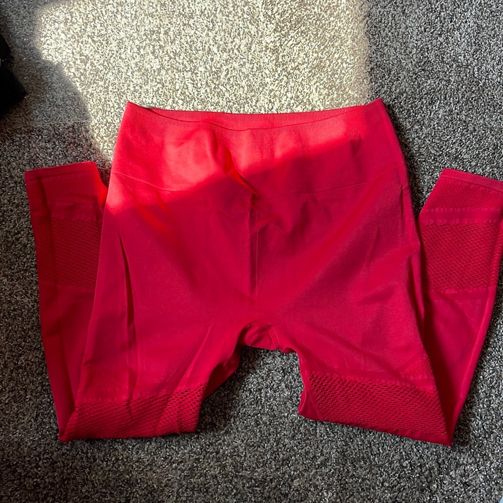 red fabletics leggings